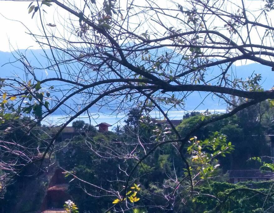 chalé com cozinha vista mar fartura Ilhabela Esterno foto